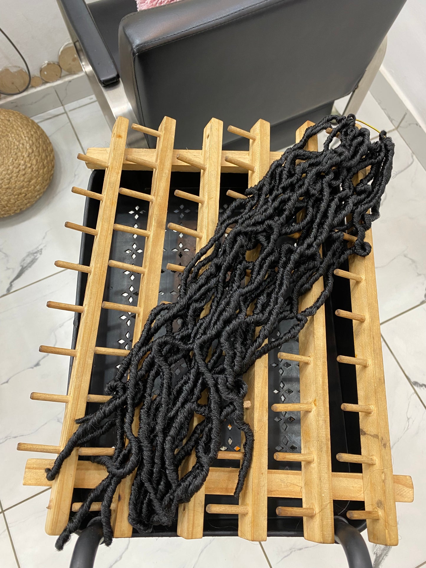 NU LOCS