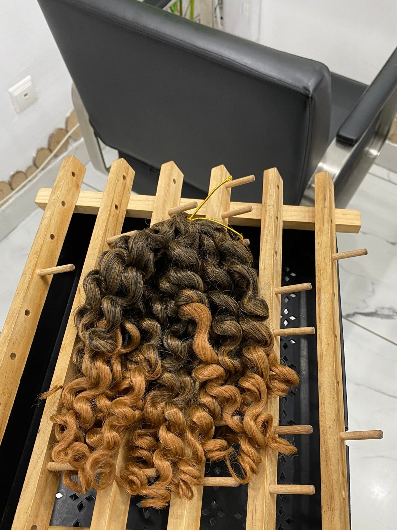 WAND CURL