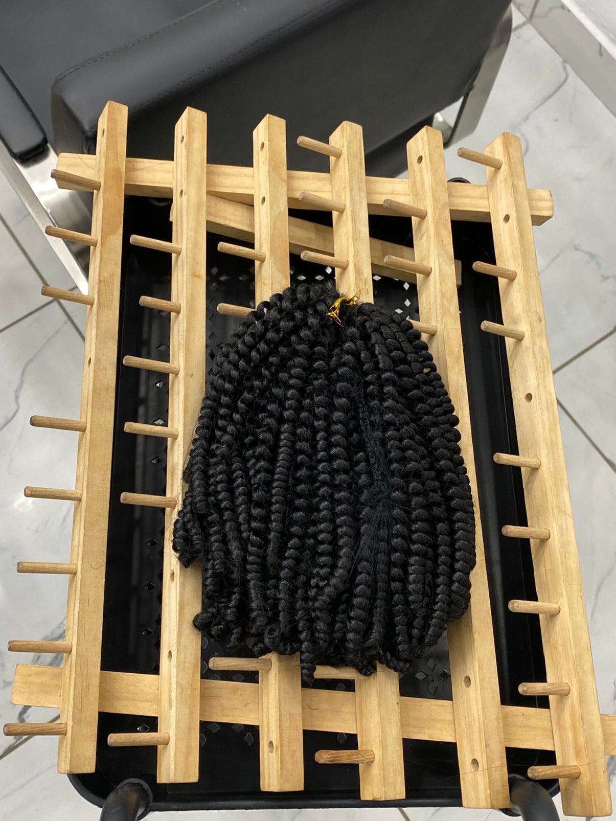 SPRING TWIST (Vente en détail & prestation)