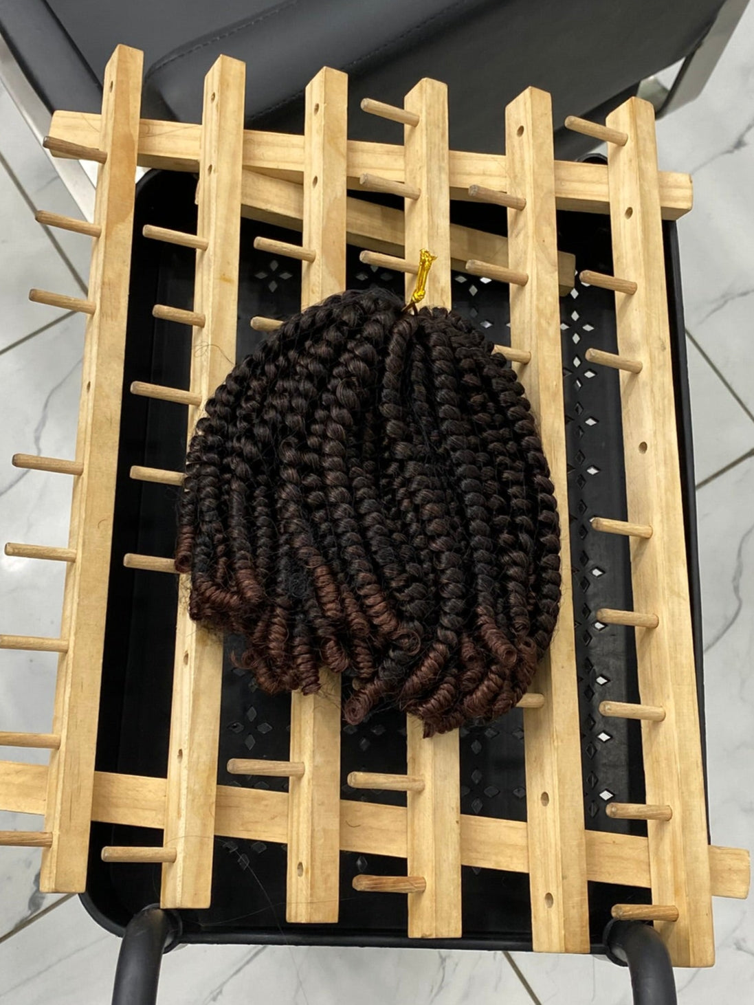 SPRING TWIST (Vente en détail & prestation)